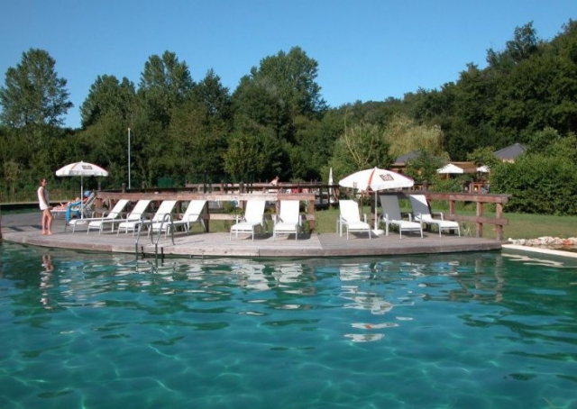  terraza y alberca natural agua